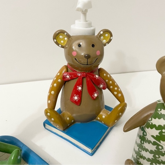 Little Friends Teddy Bear Bathroom Accessories Soap Dish Tumbler Liquid Soap - Picture 4 of 15